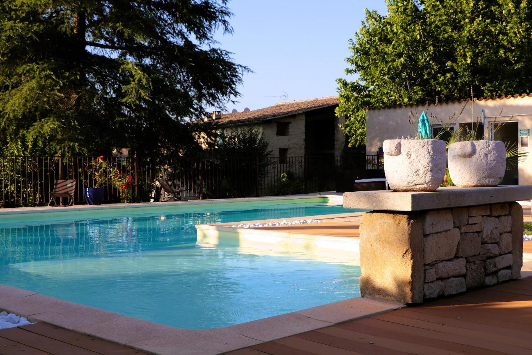 Les Demeures Du Clos Niozelles Luaran gambar