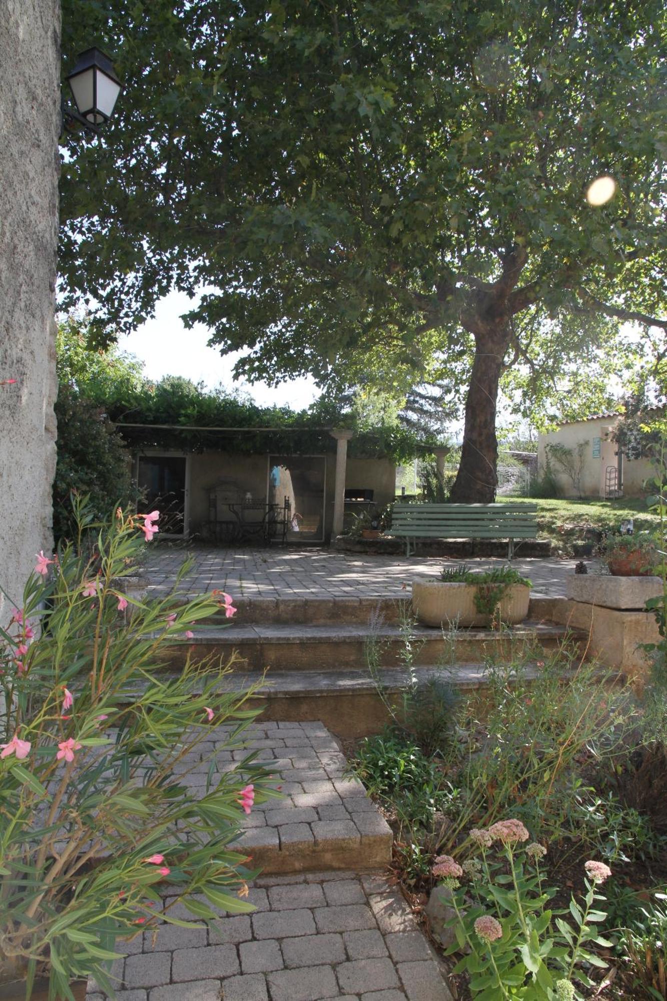 Les Demeures Du Clos Niozelles Luaran gambar